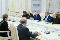 Путин назвал преимущества увеличения расчетов в нацвалютах