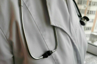 Медикам продолжат доплачивать за выявленных онкологических больных