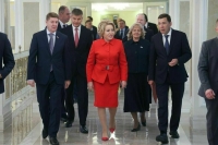 Матвиенко призвала улучшить жилищные условия в Свердловской области