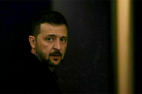 Зеленский пообещал выплатить каждому украинцу по тысяче гривен к зиме