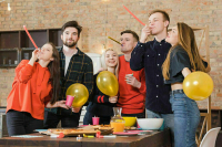 Корпоратив или премия: что выбирают сотрудники и что предлагают работодатели