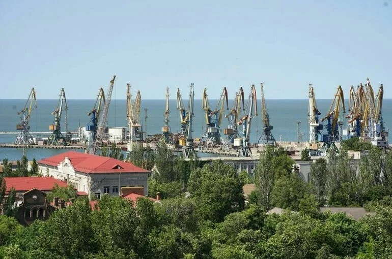 Беспилотники-камикадзе ВСУ атаковали порт Бердянска