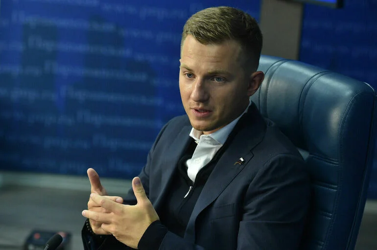 Депутат Метелев: Необходимо внедрить единый подход к патриотическому воспитанию