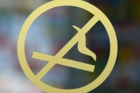 В Госдуму внесли законопроект о штрафах за курение в школах и детсадах