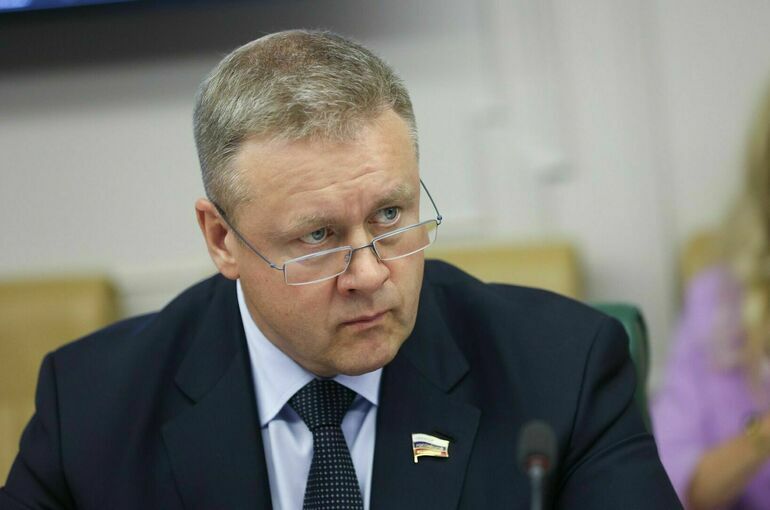 Сенатор Любимов заявил о росте доли несырьевых товаров в российском экспорте