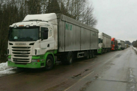 Российским дальнобойщикам облегчат поездки в Китай