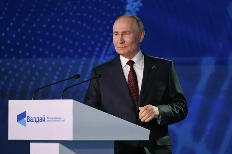 Как Путин поздравил Трампа с победой на выборах