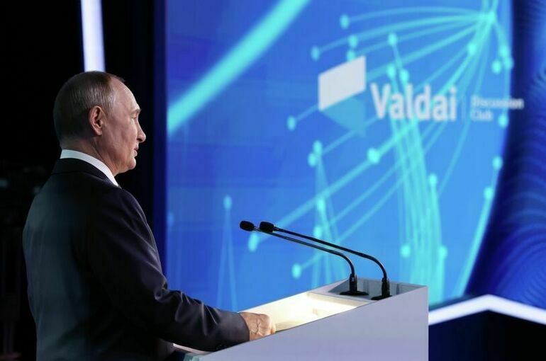 Президент: Монополия Запада находится под угрозой