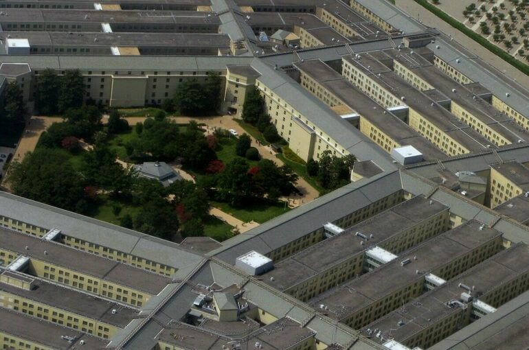 Пентагон разрешил ремонтирующим оружие специалистам ездить на Украину