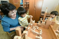 Воспитателям частных детсадов нужно предоставить право на досрочную пенсию