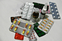 Кабмин продлил на полгода эксперимент по прослеживаемости лекарств