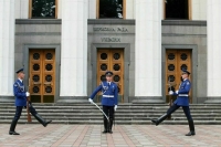 СМИ: Власти Украины перенесли верховную раду из-за «Орешника»