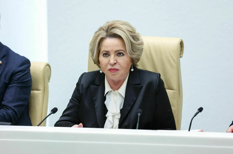 Матвиенко выступила против «паровозов» в законопроектной работе