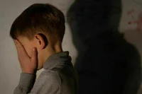 Психиатр объяснил, как родителям не упустить склонность ребенка к суициду