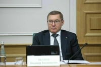 Сенатор Якушев: Хинштейн сможет отстаивать интересы курян в сложный момент