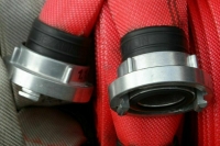 В Донецке взорвался внедорожник