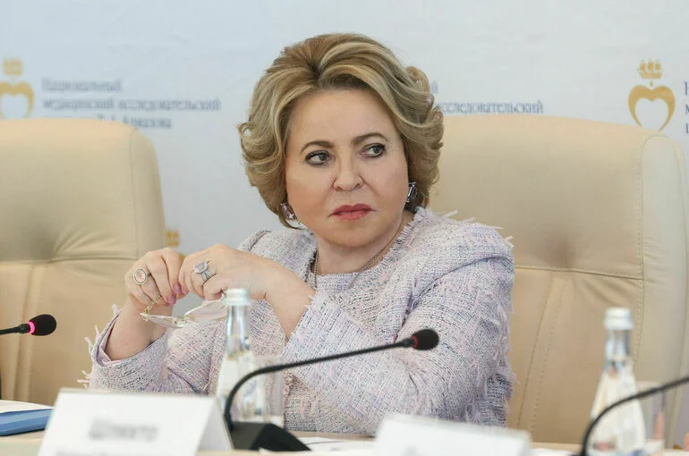 Матвиенко предложила изменить «философию» обращения с памятниками