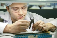 В России может появиться программа популяризации среднего профобразования