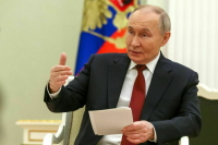 Президент РФ выступил за баланс при регулировании интернета и ИИ