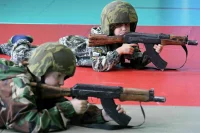 Школьников обучат управлению дронами и тактике стрелкового боя