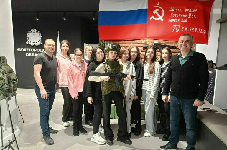 Для студентов колледжа НГЛУ провели уроки на базе нижегородского Музея СВО