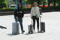 Заселять в отели по загранпаспорту, правам и военному билету начнут с 2025 года