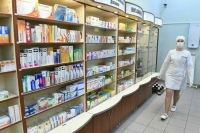 В России в оборот введено более 1 млн упаковок физраствора