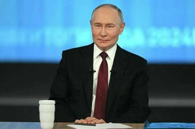 Путин сообщил о росте реальных зарплат россиян на 9 процентов