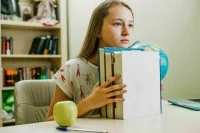 Пособие на час: как остановить чехарду с заменой школьных учебников