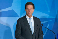 Рютте заявил, что готов работать с Шольцем и Мерцем