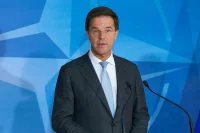 Рютте заявил, что готов работать с Шольцем и Мерцем