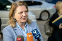 Кнайсль считает, что Европа не услышала сигнал испытавшей «Орешник» России