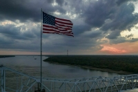 В Пентагоне отказались комментировать сообщения о сбитом истребителе F-16