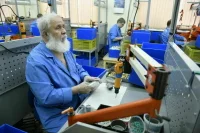 На рынке труда в 2025 году ждут пенсионеров, дальнобойщиков и юристов