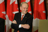 Экс-премьер Канады призвал Трампа опомниться