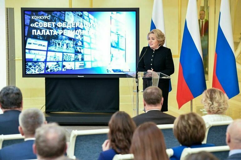 Матвиенко: Отставки западных политиков-русофобов продолжатся