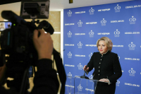 Матвиенко: Необходимы «прорывные решения» для улучшения ситуации с демографией