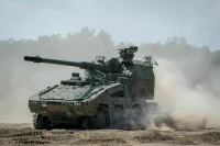 Германия передала Киеву первую самоходную удаленно управляемую гаубицу RCH 155