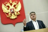 Депутат Нечаев предложил поблагодарить волонтеров за помощь в ликвидации разлива мазута