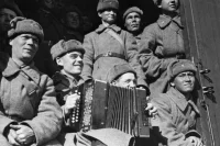 Песни Великой Победы: «Выходила на берег Катюша…»