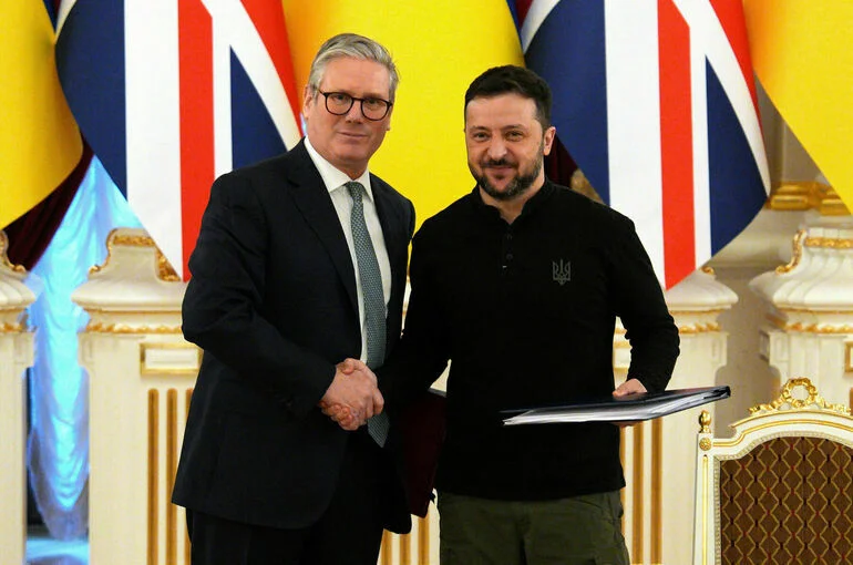 Украина и Британия заключили договор о столетнем партнерстве