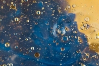 На дне Черного моря у Анапы на глубине до 3 метров обнаружен мазут