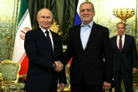 Верховный лидер Ирана указал на важность укрепления отношений с Россией