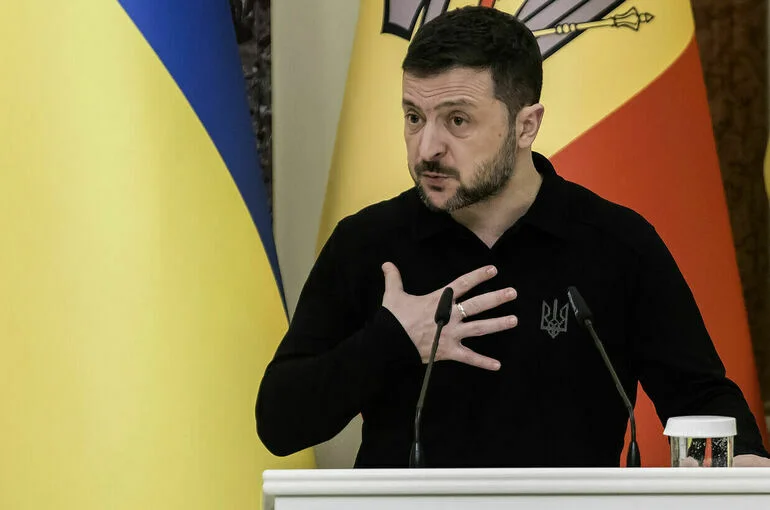 Зеленский допустил ошибки, объясняя свой указ о запрете переговоров с Россией