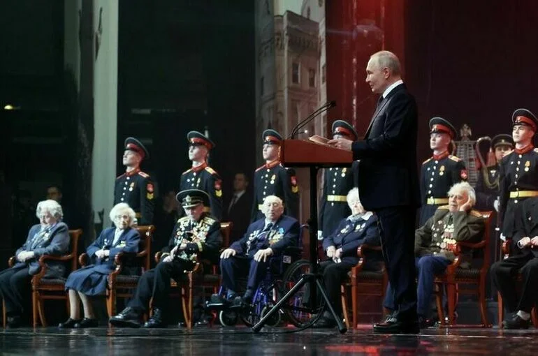 Путин: Подвиг блокадного Ленинграда никогда не будет забыт