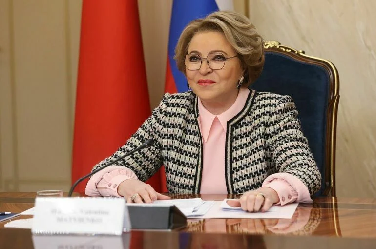 Матвиенко поздравила главу Сената Казахстана с днем рождения