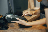 Шантаж и манипуляции при навязывании дополнительных услуг не пройдут