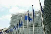 ЕС намерен включить в новый пакет санкций запрет на импорт алюминия из РФ 