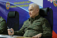 Белоусов проверил ход модернизации дронов и роботов группировкой войск «Юг»