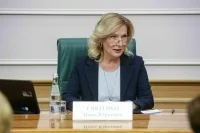 Святенко: Сенаторы должны ежедневно контролировать строительство больниц в своих регионах
